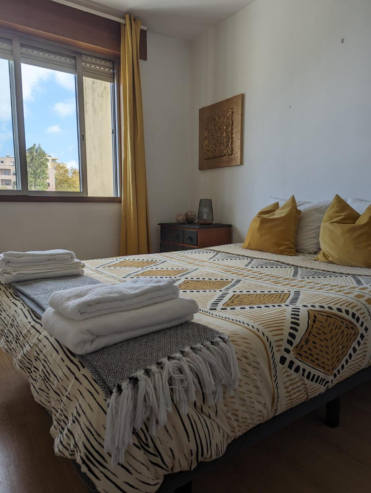 Pine Tree Apartment Porto Ngoại thất bức ảnh